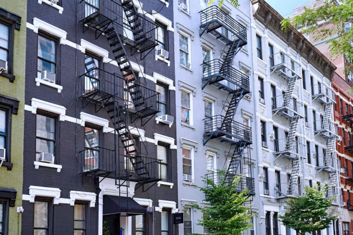 Apartment buildings on the Upper East Side of Manhattan Apartment buildings on the Upper East Side of Manhattan