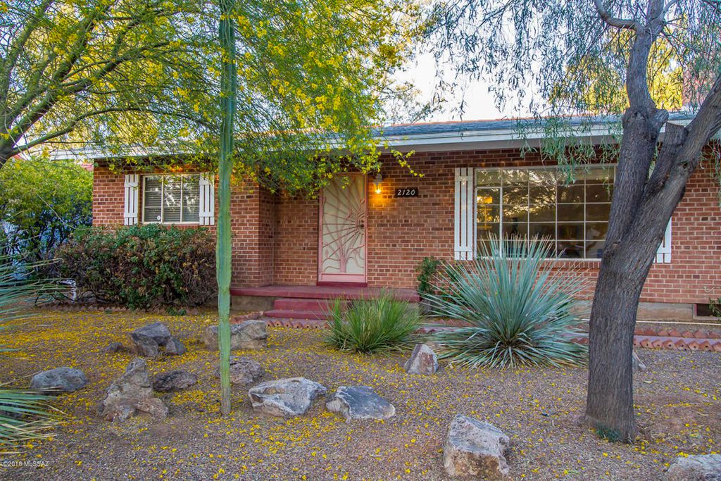 6 houses for sale in Tucson, Arizona, where the sun's always shining