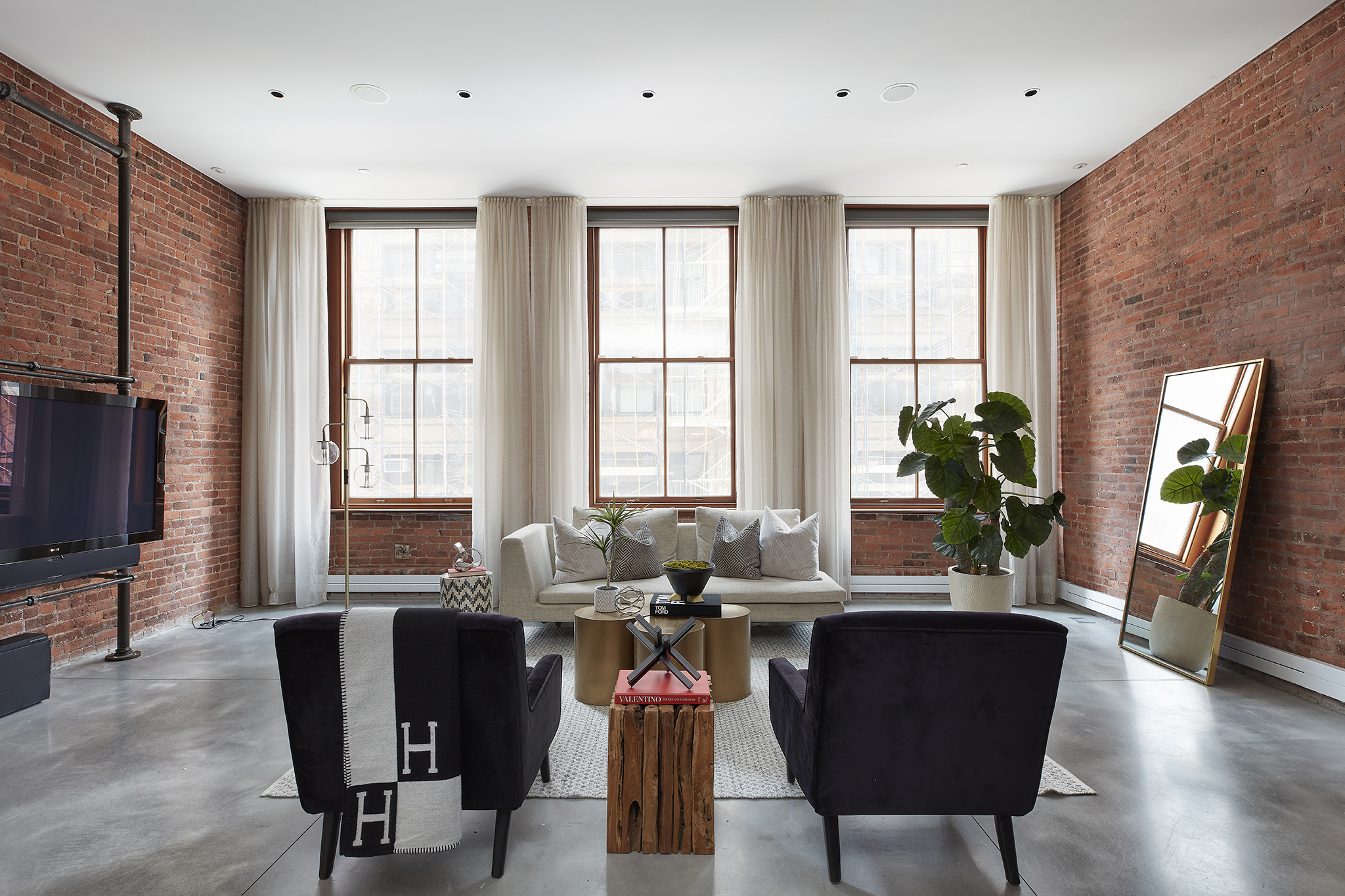 How much does it cost to stage your NYC apartment or brownstone?