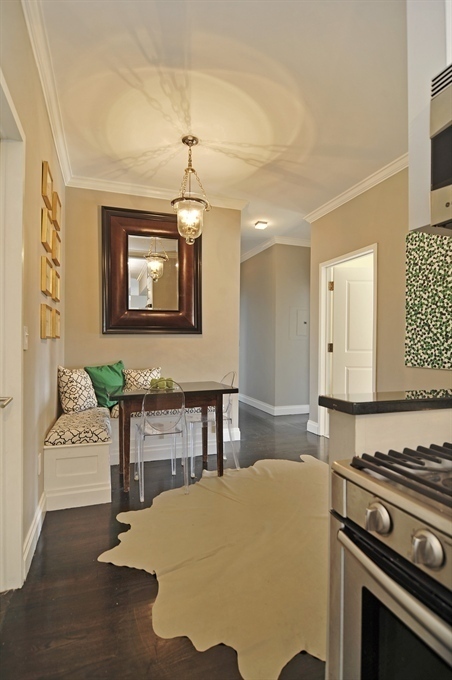 1 Yorkville.jpg image