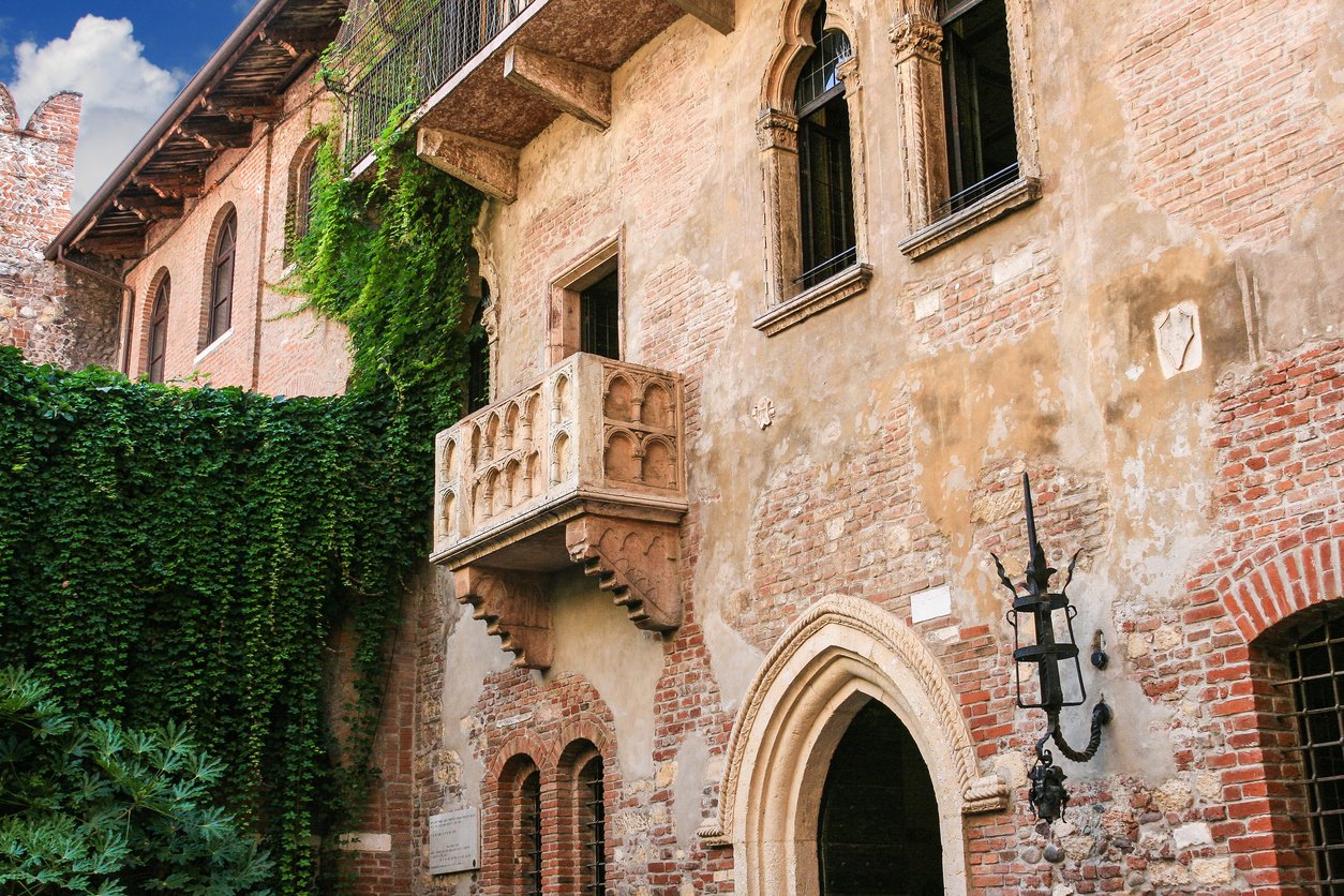 What Is A Juliet Balcony And Why They re Not As Pitiful As You May Think