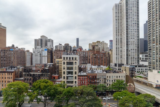 Manhattan apartment buildings seen from Roosevelt Island Tram