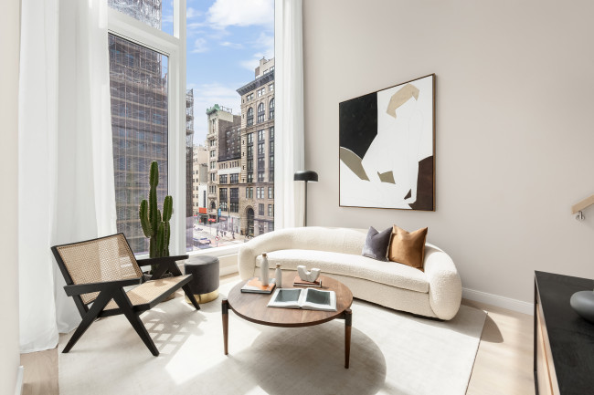 Manhattan real estate management recommends best white paint colors.