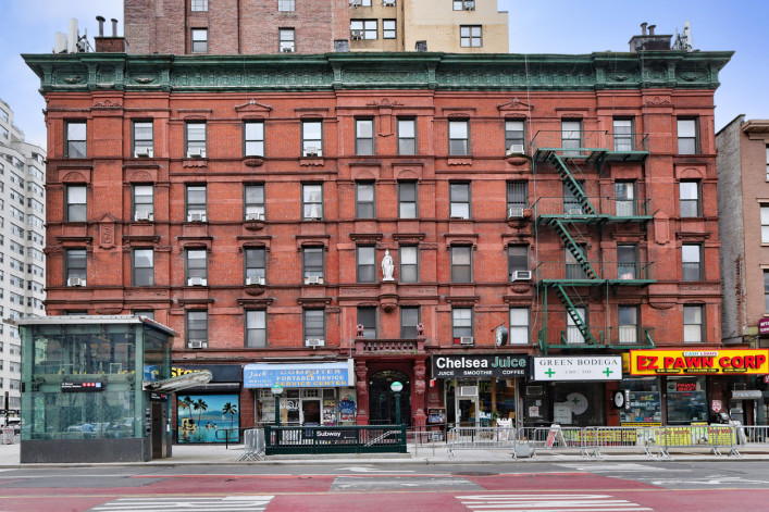14th Street in Chelsea, Manhattan 14th Street in Chelsea, Manhattan