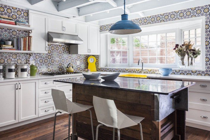 https://www.brickunderground.com/sites/default/files/styles/new_blog_entry_primary_image_sm/public/blog/images/Full-View-Modern-Farmhouse-Blue-Yellow-Kitchen-Brooklyn.jpg