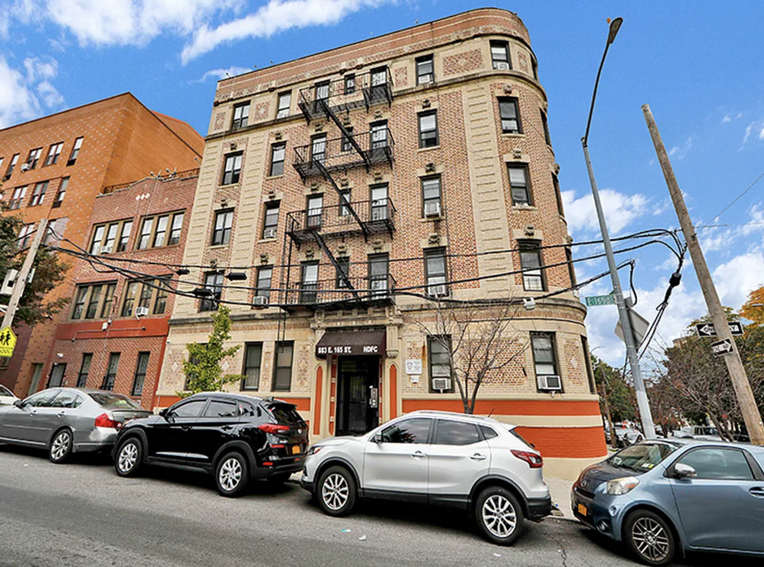 Buying in Longwood, the Bronx: Prices, housing, listings, & more