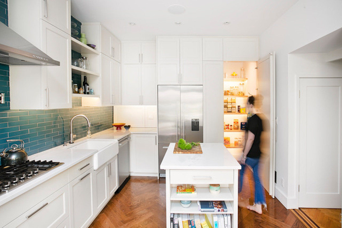 A $400 DIY Project Transformed a Tiny Kitchen in NYC