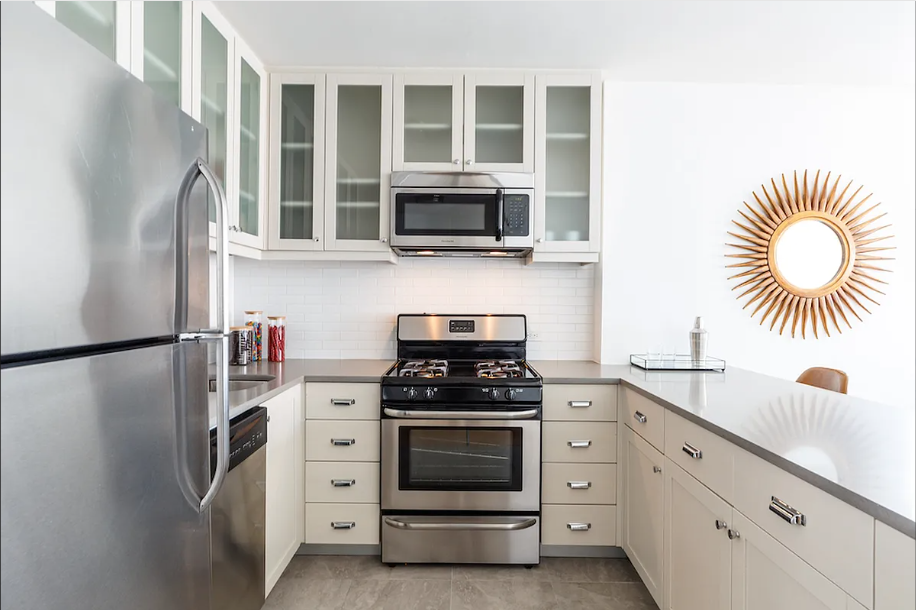 Cooktop or Range: What's Best for Your Rental Property?